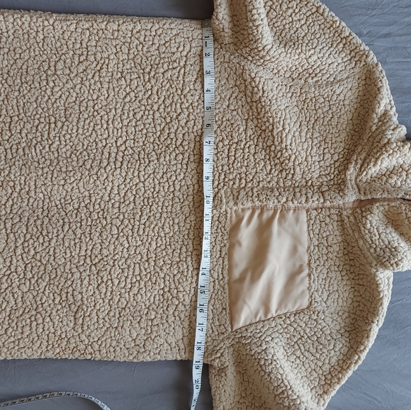 Sherpa pullover - Picture 8 of 10